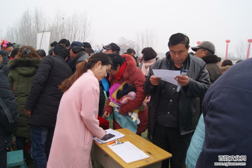 春風(fēng)送崗位 溫暖萬人心
