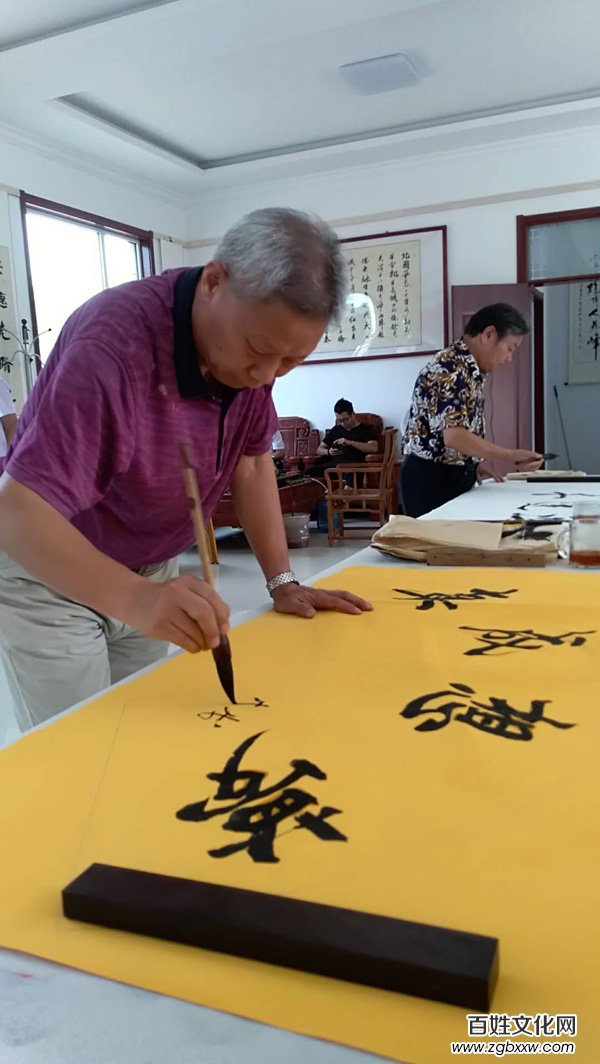 CCTV我愛你中華網(wǎng)絡(luò)電視頻道《放飛夢想》欄目走進(jìn)山東儒林文化園