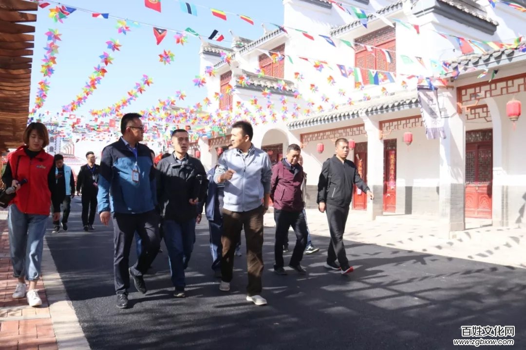 長治市質(zhì)量技術監(jiān)督局副局長邢懷忠蒞臨山西太行歡樂谷檢查游樂設施安全情況