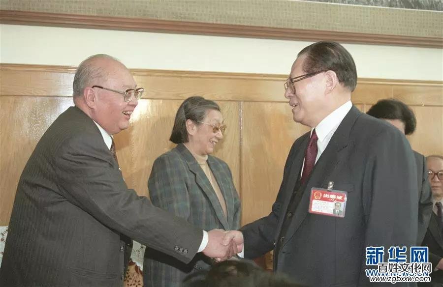 王光英同志遺體在京火化，習(xí)近平等到八寶山革命公墓送別