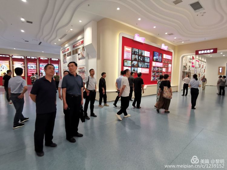 安陽(yáng)市企業(yè)家協(xié)會(huì)赴安徽亳州古井貢集團(tuán)考察交流