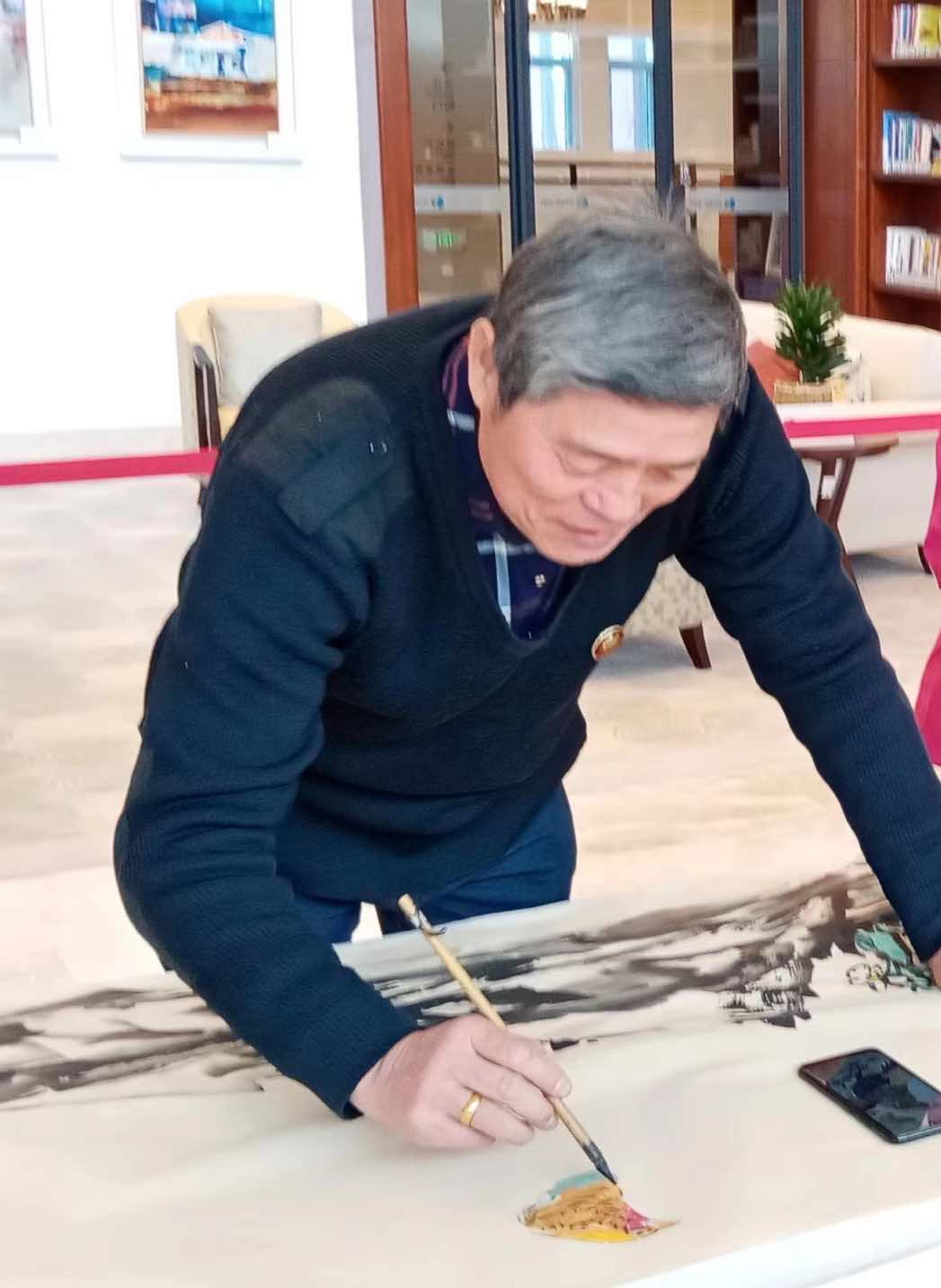 北京市東城區(qū)美術(shù)家協(xié)會系列采風(fēng)活動在延慶舉行 北京市東城區(qū)美術(shù)家協(xié)會系列采風(fēng)活動在延慶舉行