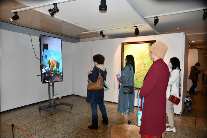 《蓮開(kāi)盛世》王國(guó)平禪境油畫(huà)展5月1日在中華世紀(jì)壇開(kāi)幕