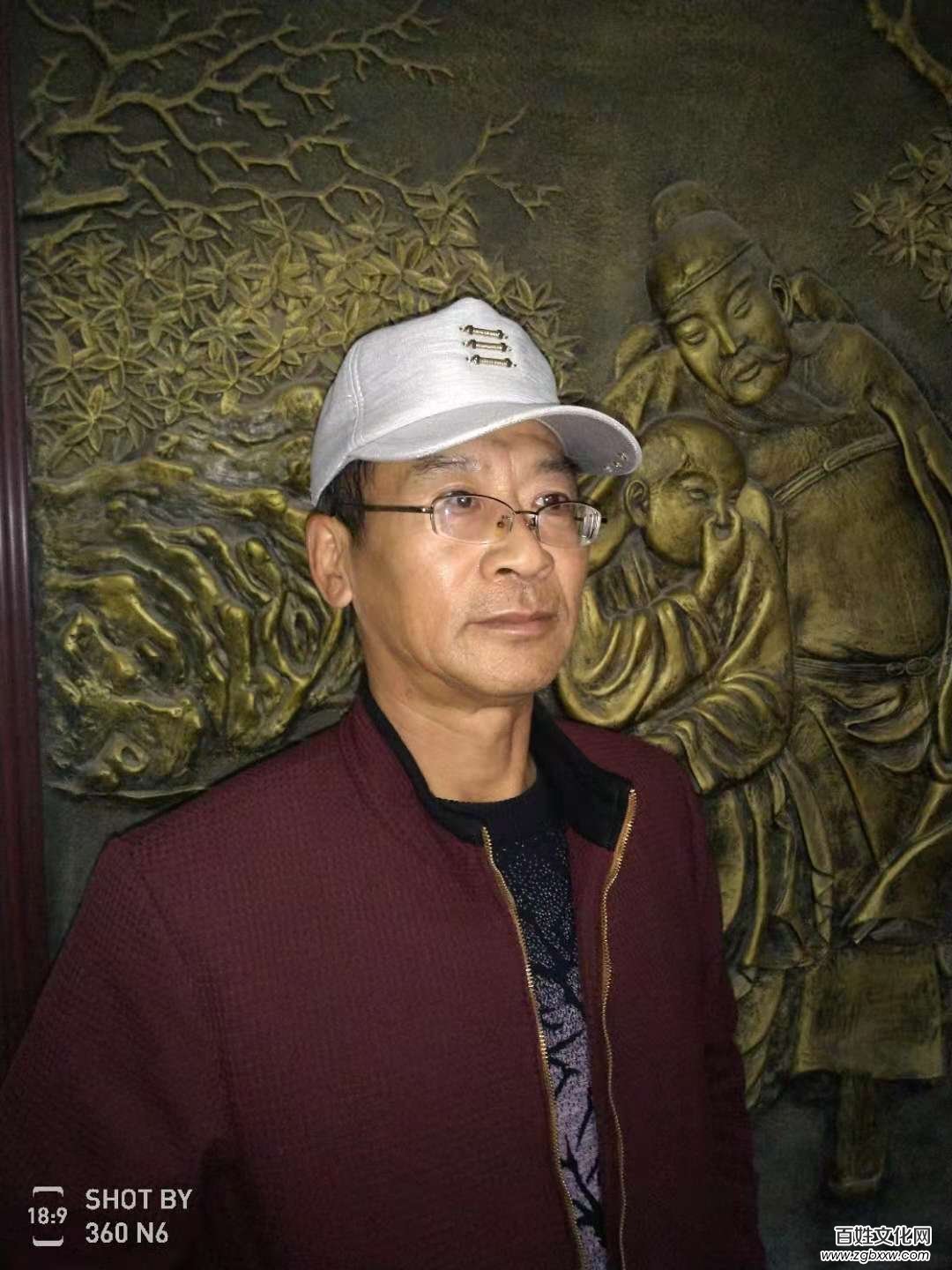 妙筆繪丹青 巧手塑經(jīng)典——訪(fǎng)河北省美術(shù)家協(xié)會(huì)會(huì)員周榮全