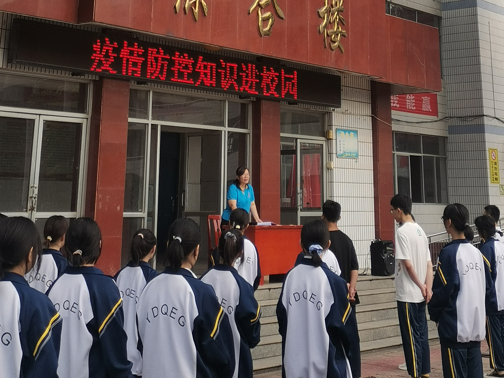 勝桂紅：當沖鋒號響起的時候，她再度請纓