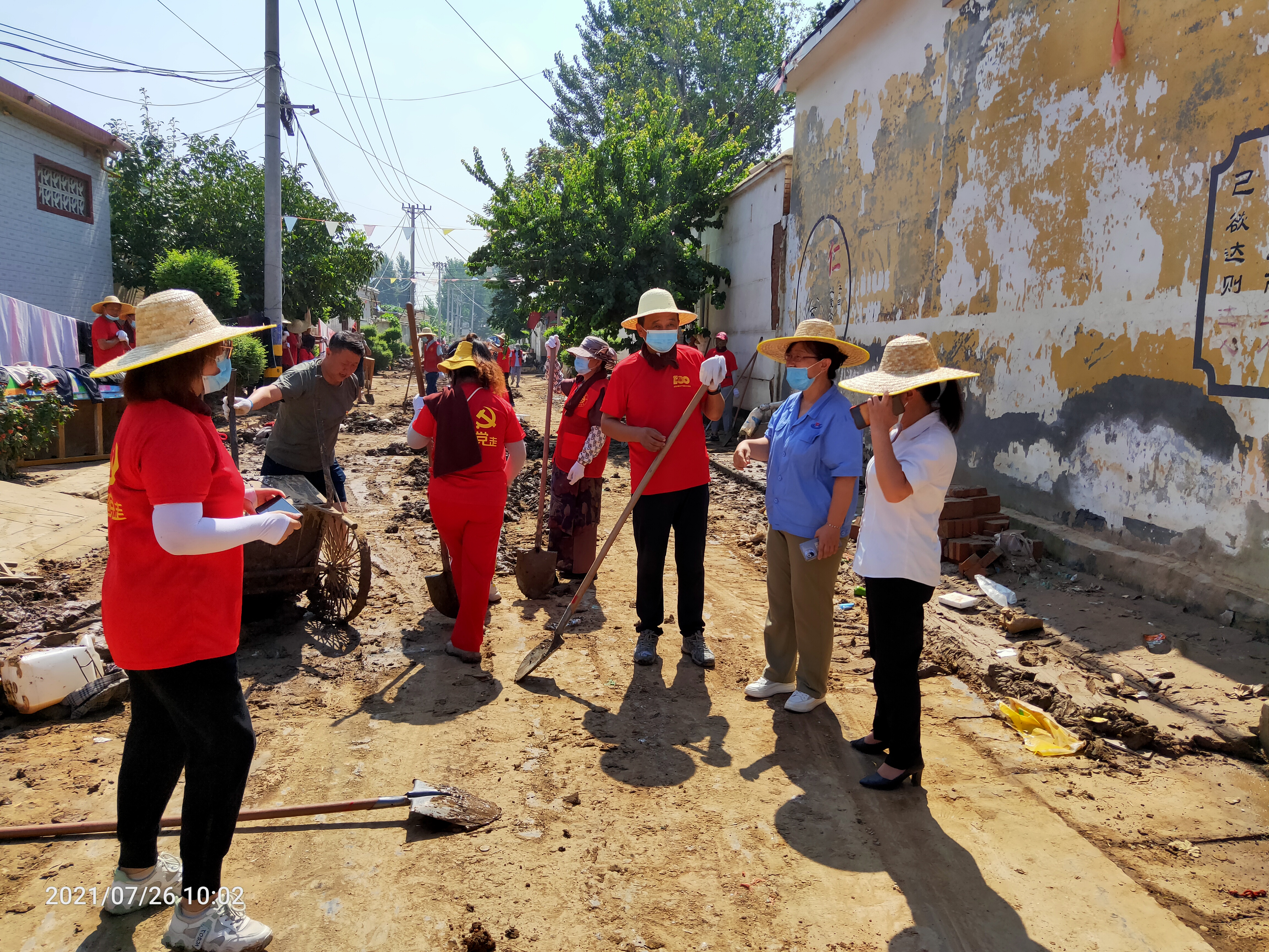 勝桂紅：當沖鋒號響起的時候，她再度請纓