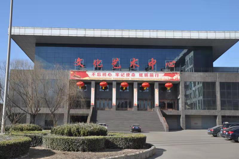 勇立潮頭一面旗幟