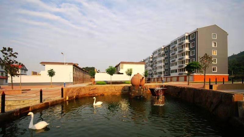 勇立潮頭一面旗幟