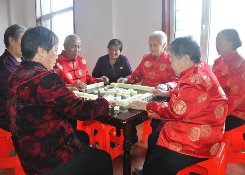 勇立潮頭一面旗幟