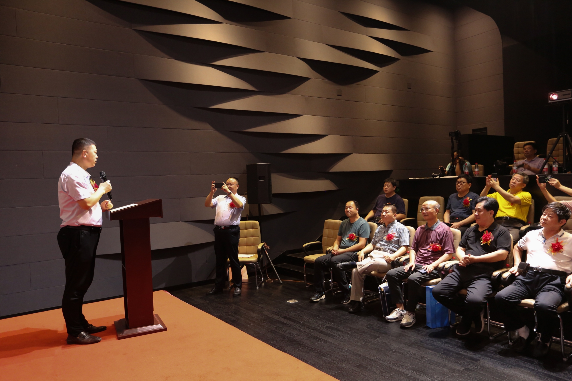 鄉(xiāng)興中國融媒平臺上線新聞發(fā)布會(huì)在京舉行