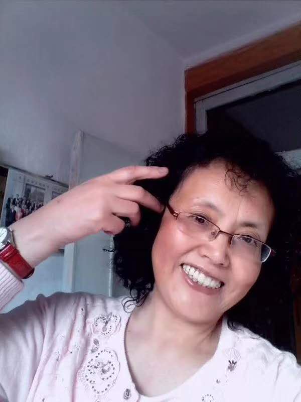 孟麗華：西散南國文學(xué)社副主編