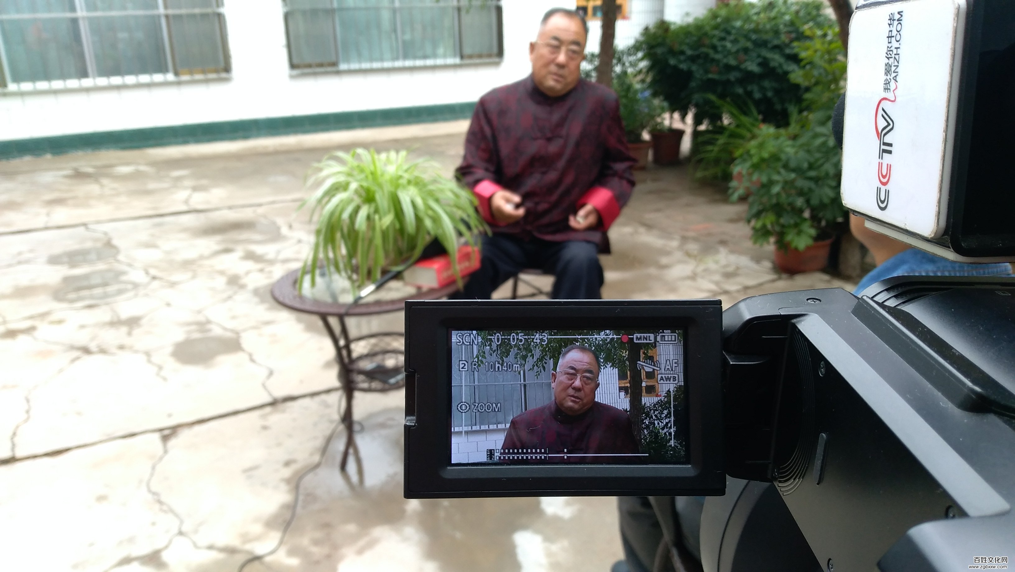 祁連滴翠艷 翰墨溢香濃——記著名書法大師許立民先生