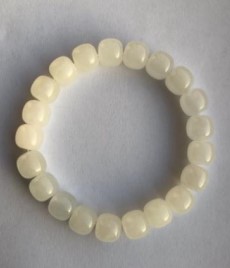 和田玉直播代貨“潛規(guī)則”到底在割誰的韭菜？